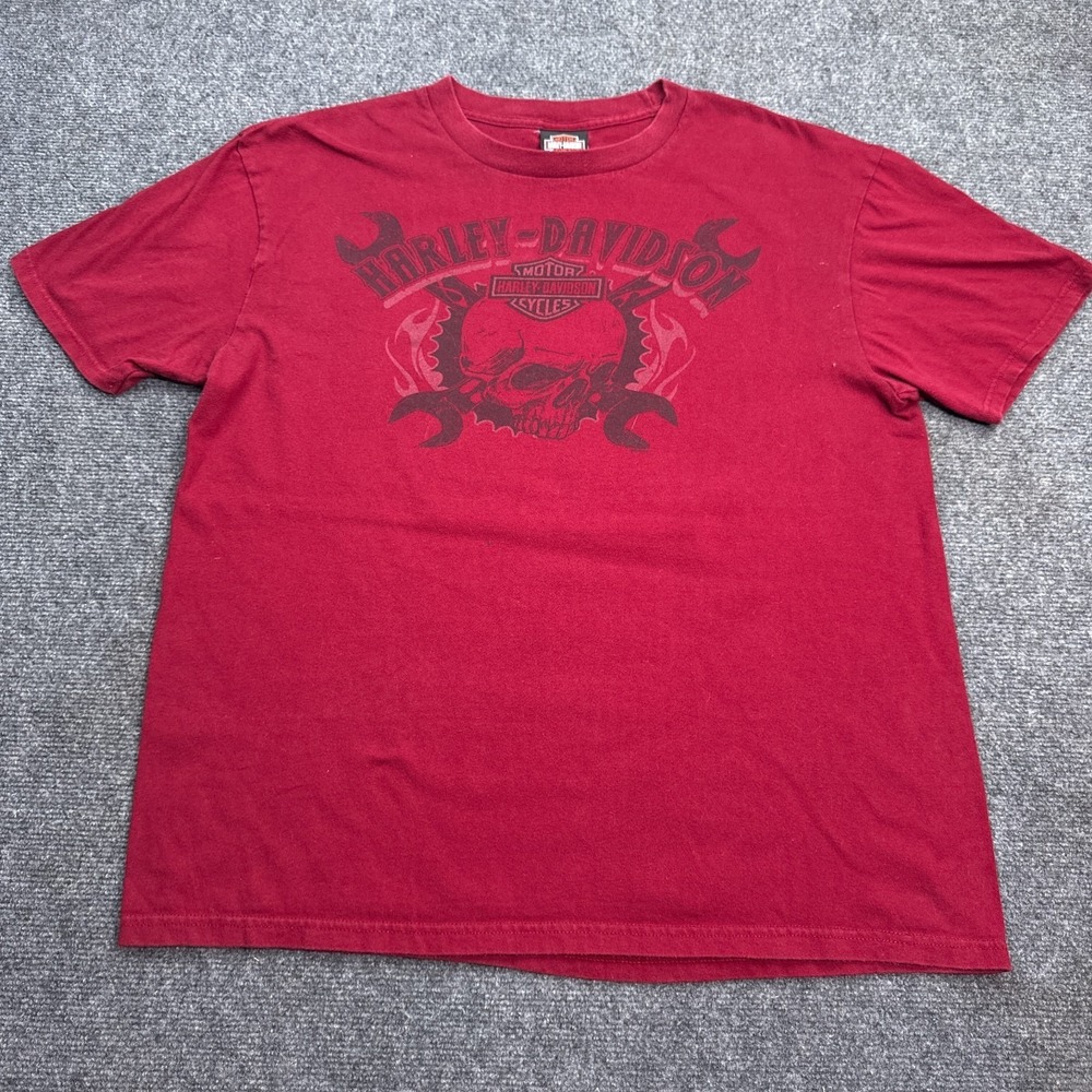 Harley Davidson T Shirt Adult Size XL Red Vintage Retro Style Skull Logo Canada
